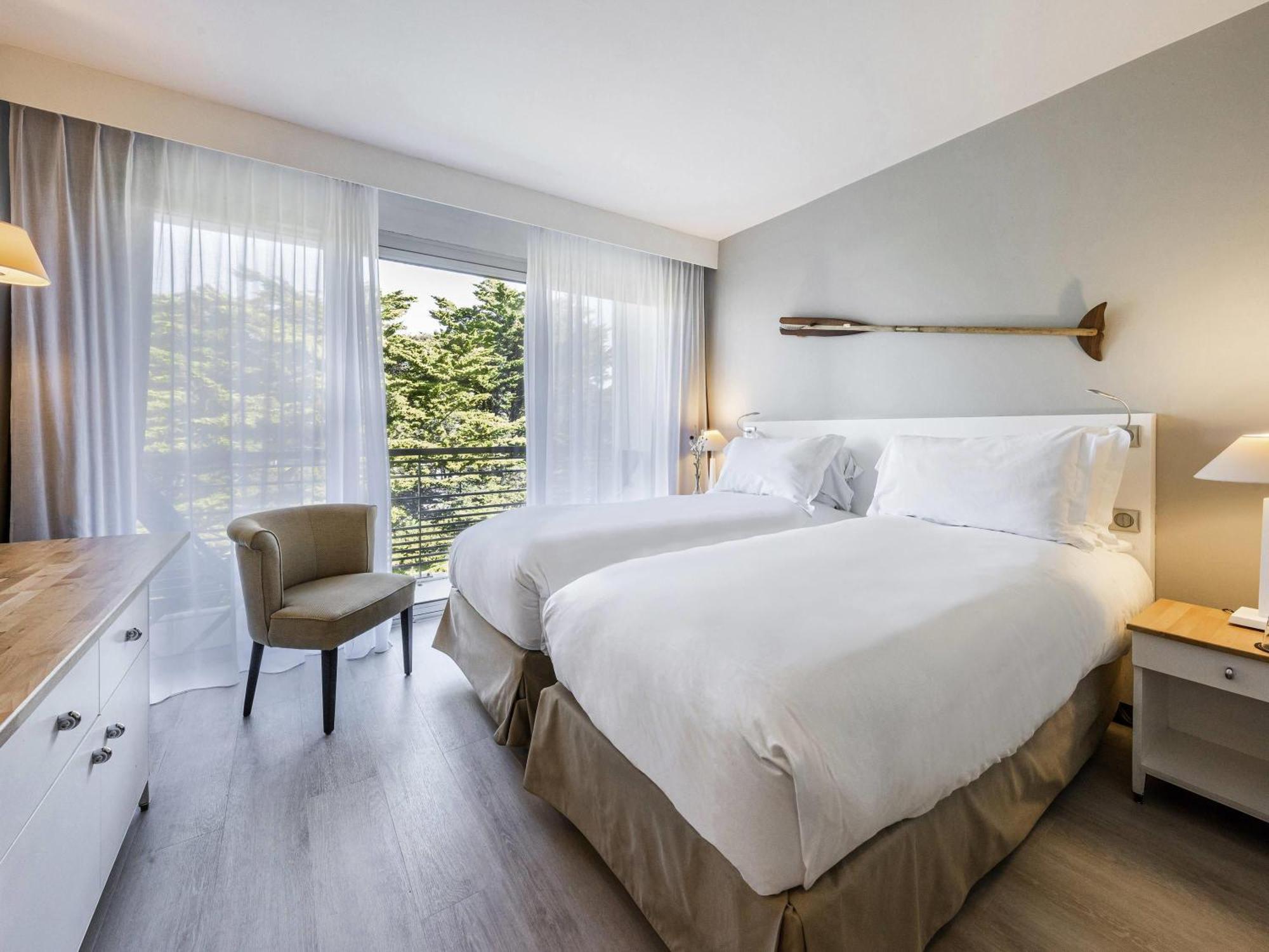 Classic Twin Room with Balcony - Inland Side,1717003373:JPEG