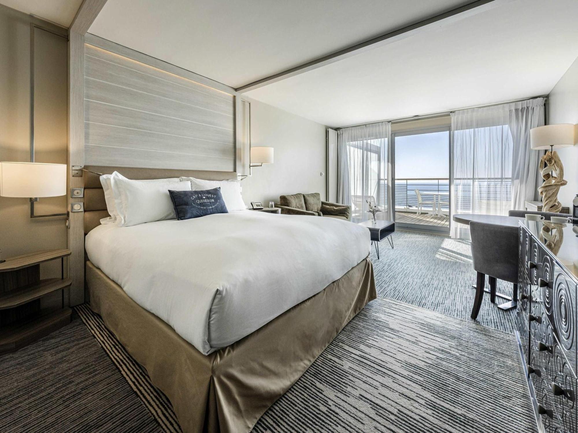 Sofitel Suite with Balcony - Facing The Sea,1717002700:JPEG